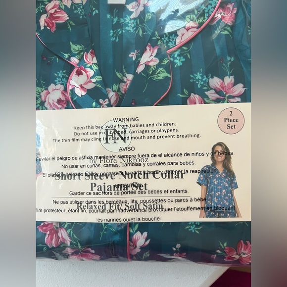 NWT Flora Nikrooz Women's Notch Collar PJ Set soft stain - Picture 6 of 8